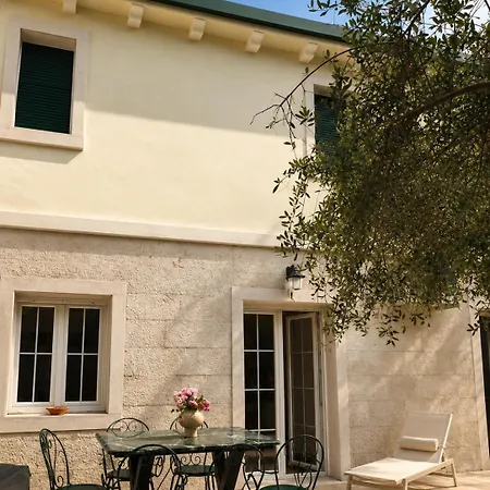 Provance Apartment